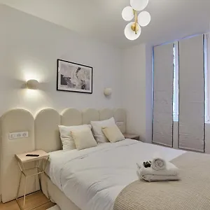 Residense Au Coeur De By Prestige Apartment