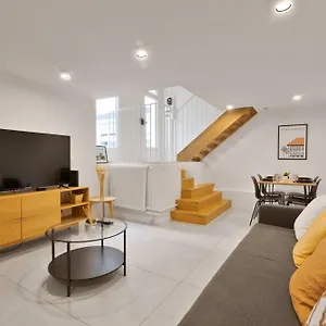 Apartment Mezzanine Des Invalides, Paris